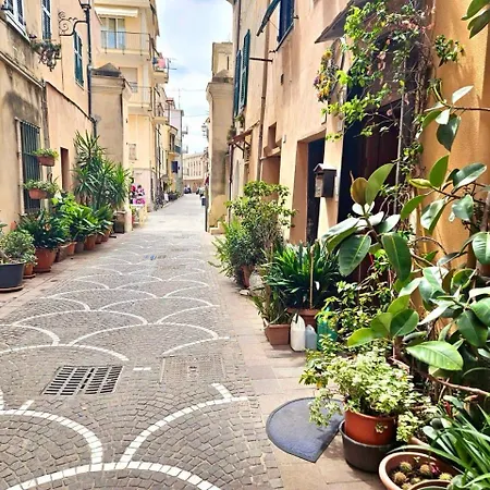 Daire Archi E Mare - Mare A 150m E Parcheggio Gratuito A 5min Pietra Ligure